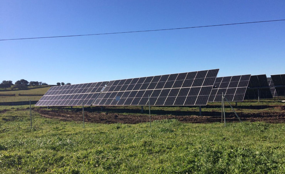 Can you use solar panels on farmland?