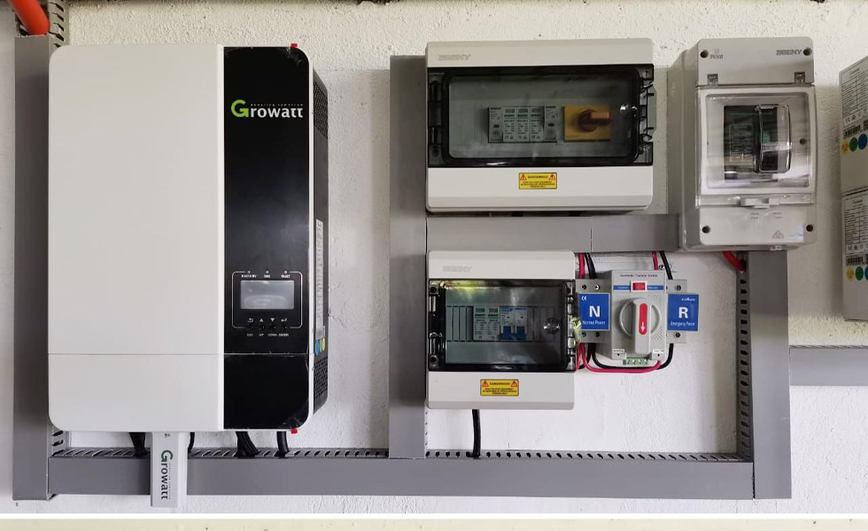 Off-grid Solar Inverters: What They Are And Why To Use Them