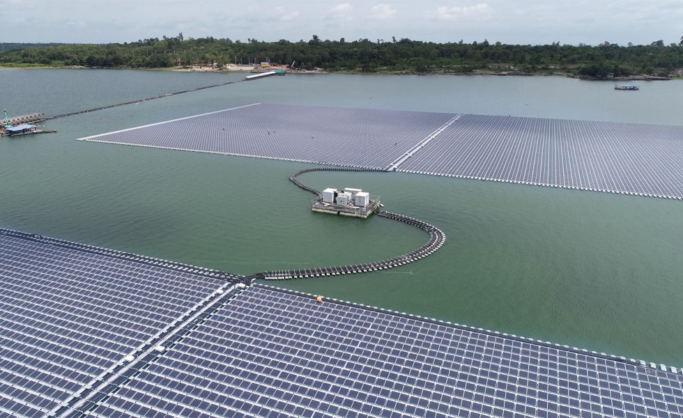 Floating solar and trash mountains: How the Netherlands became Europe’s solar power leader
