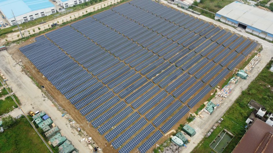 Completion of a 3.6MW ground-mounted photovoltaic power plant for a glass factory in Fengyang County, Chuzhou City, Anhui Province, China.