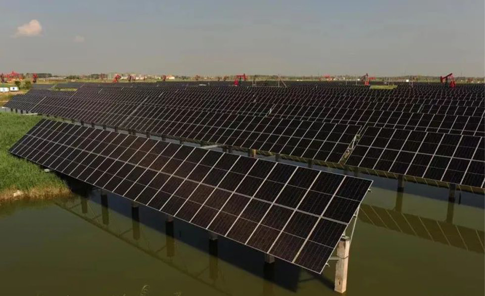 PetroChina's first water surface photovoltaic project is connected to the grid in Daqing Oilfield to generate electricity