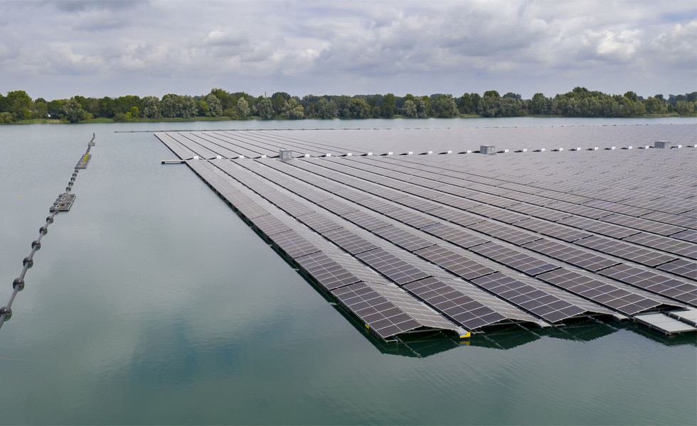 Construction of a 60MW floating photovoltaic project in Indonesia commences, undertaken by a Chinese company